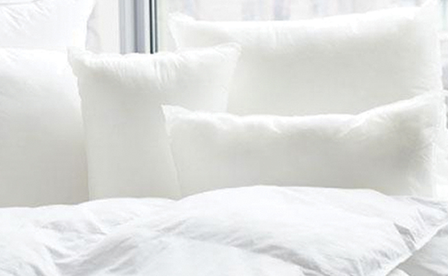 PILLOWS & CUSHIONS